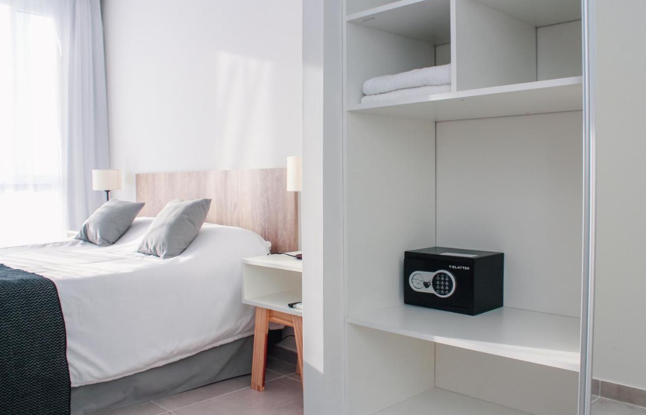 Cq Mitre Aparthotel ปูแอร์โตมาดริน ภายนอก รูปภาพ